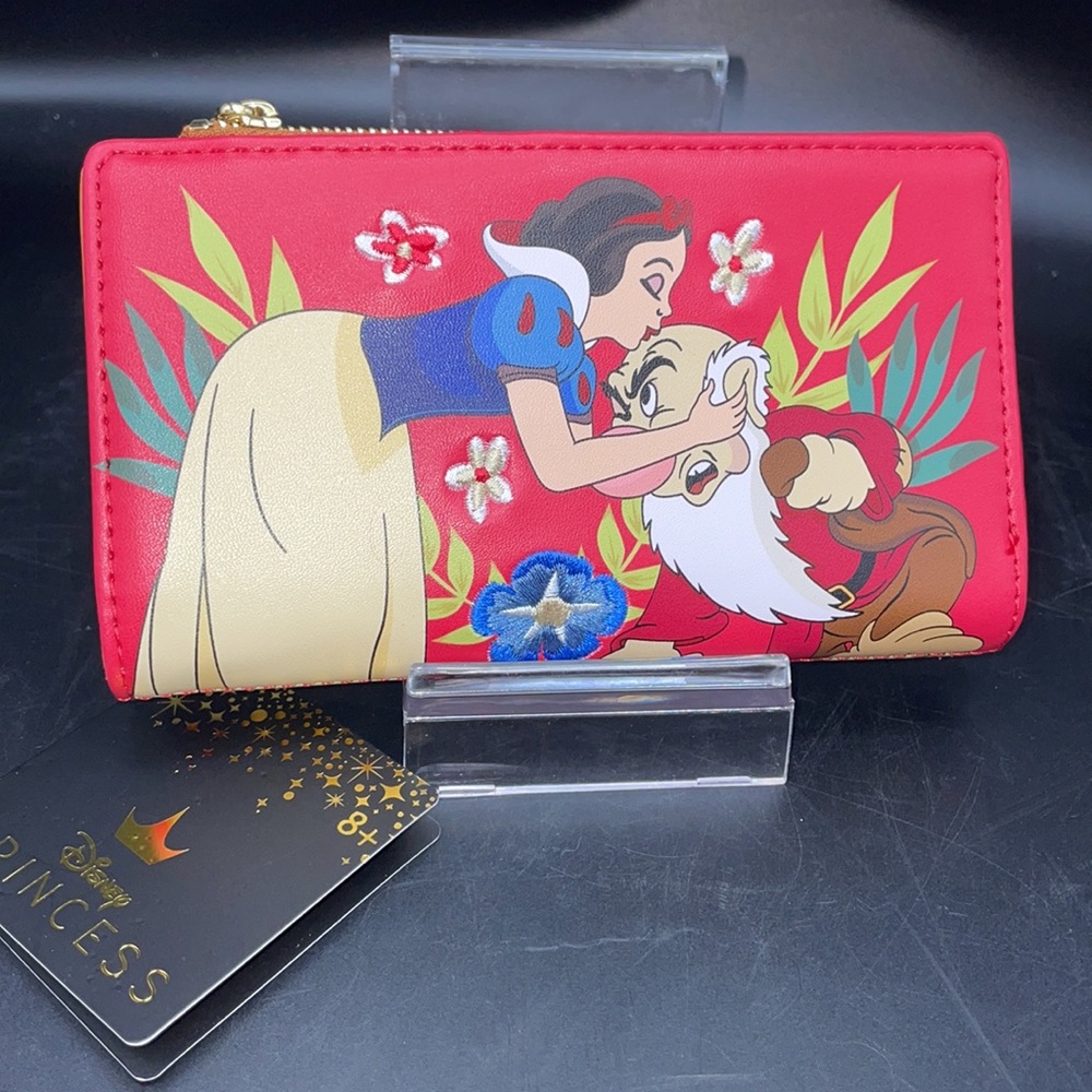 Loungefly Disney Princess Snow White & Grumpy wallet